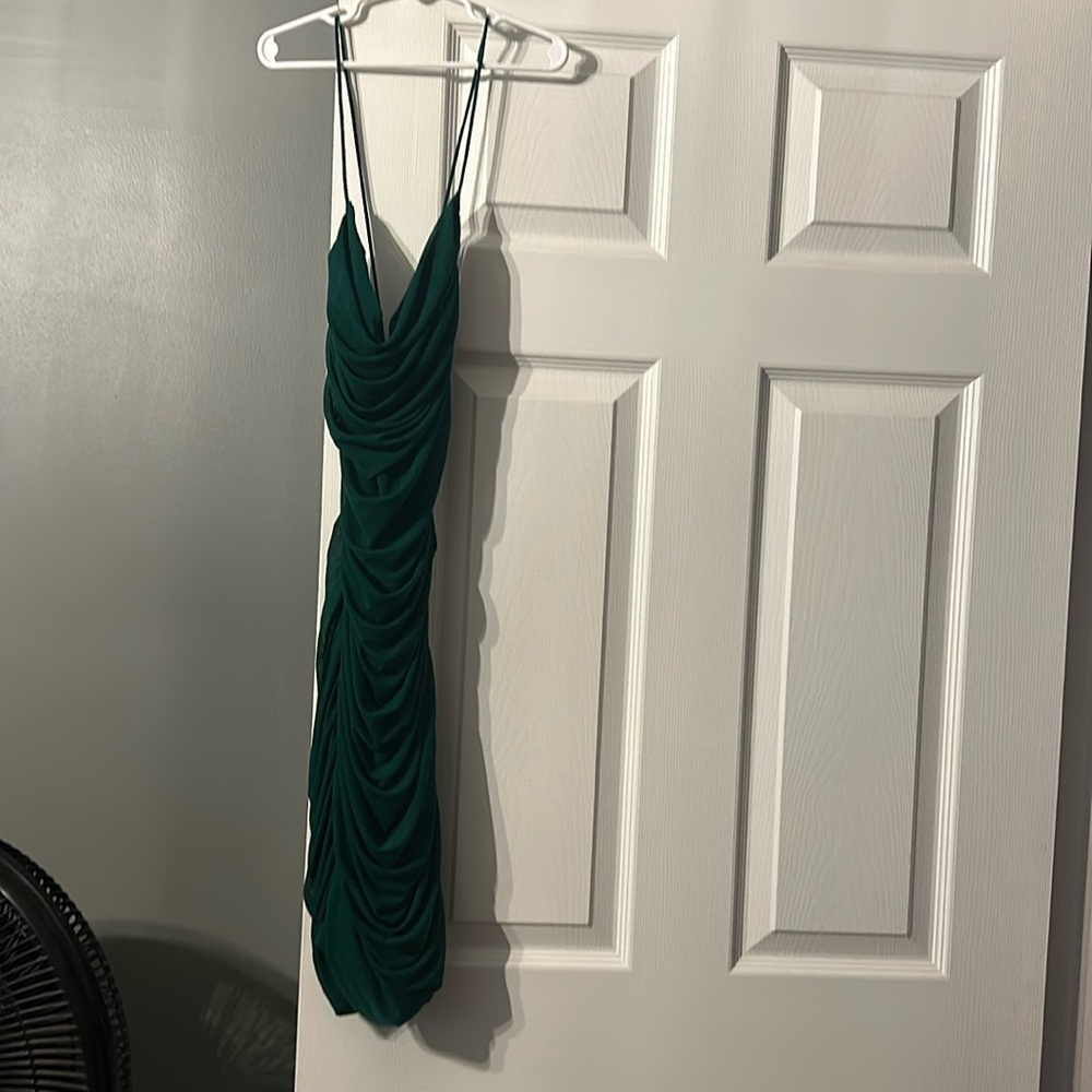 green dress